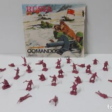 Figuras de Goma y PVC: ANTIGUO SOBRE CON SOLDADOS MONTAPLEX . RUSOS - COMANDOS . ORIGINAL AÑOS 70. Lote 327441023