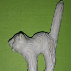Figuras de Goma y PVC: FIGURA MUÑECO ANIMALES ANIMAL ( GATO) PREMIUM CHICLES DUNKIN. Lote 328095893