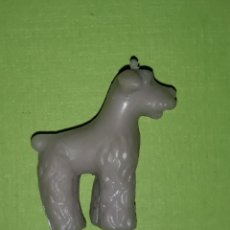 Figuras de Goma y PVC: FIGURA MUÑECO ANIMALES ANIMAL ( PERRO FOX TERRIER) PREMIUM CHICLES DUNKIN. Lote 328096408