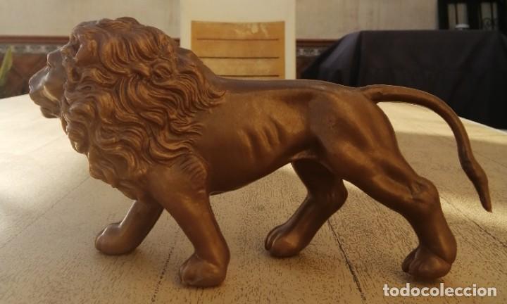 Figuras de goma y PVC: Le&oacute;n en pl&aacute;stico inflado - Foto 4