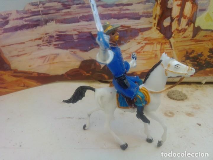 Figuras de goma y PVC: El coronel custer - Foto 2