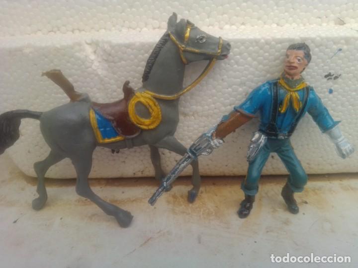Figuras de goma y PVC: Soldado y caballo de comansi - Foto 3