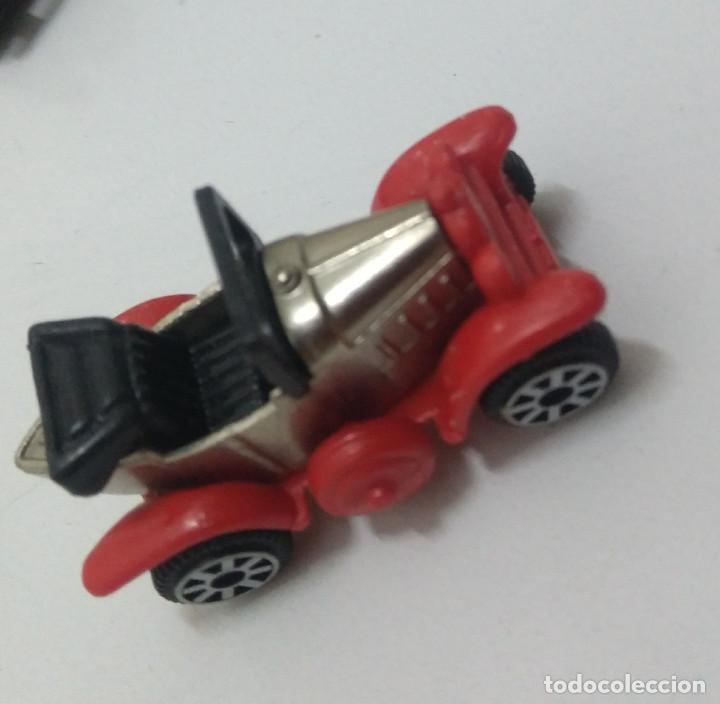 Figuras de Borracha e PVC: kinder coche rojo metalico metalizado miniatura vehiculo mini escala epoca descapotable metal