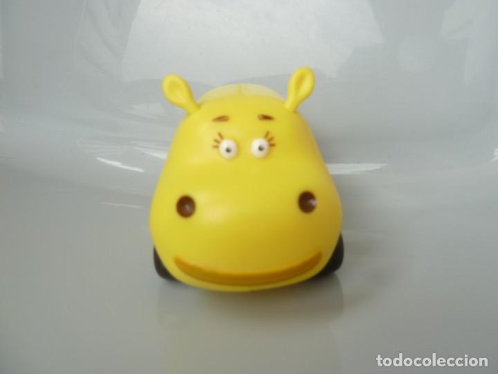 Figuras de goma y PVC: Hipobus hipop&oacute;tamo amarillo - Foto 5