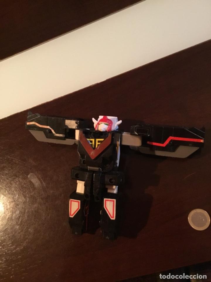 Figuras de goma y PVC: Mu&ntilde;eco transformer - Foto 3