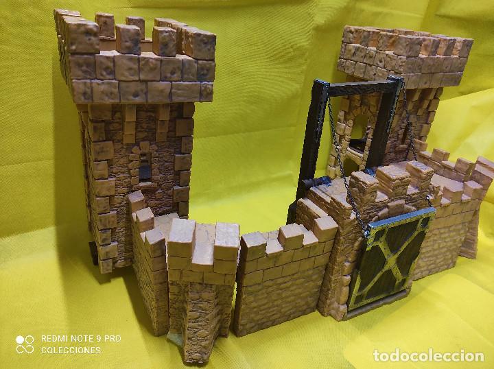 Figuras de goma y PVC: Schleich Castillo medieval REF 40191 - Foto 4