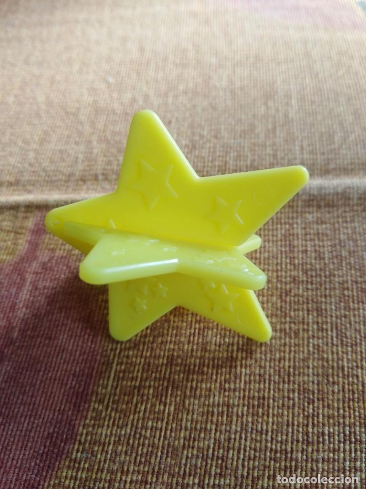 Figuras de goma Kinder: Mu&ntilde;eco Kinder 2021 (291) - Foto 2