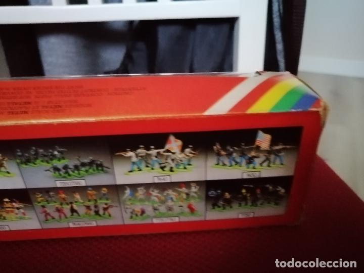 Figuras de goma y PVC: ANTIGUA CAJA BRITAINS - Foto 13