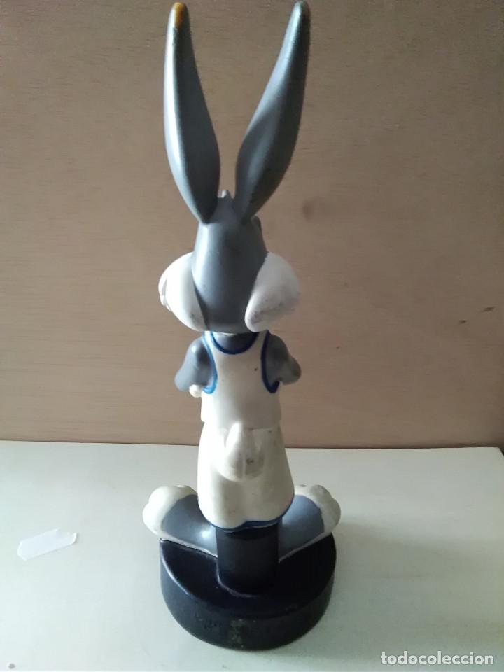 Figuras de goma y PVC: FIGURA BUGS BUNNY WARNER BROS SPACE JAM 1996 - Foto 2
