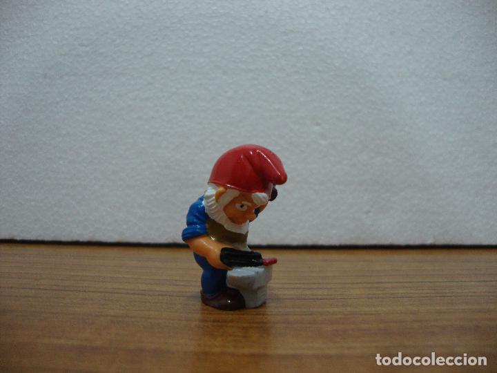 Figuras de goma Kinder: FIGURA KINDER GNOMO - Foto 1