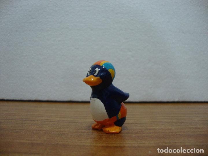 Figuras de goma Kinder: FIGURA KINDER PINGUINO - Foto 1