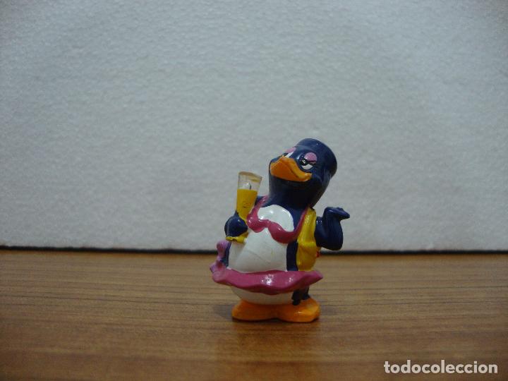 Figuras de goma Kinder: FIGURA KINDER PINGUINO - Foto 1