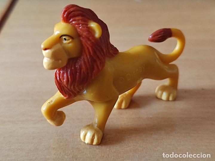 Figuras de Goma y PVC: LEON REY FIGURA MONOBLOC CHOCOLATES PREMIUM 4,5 CM LARGO