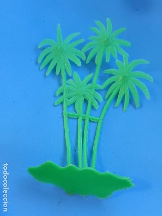 Figuras de goma y PVC: Lote de 5 soldados y algunos complementos. - Foto 21