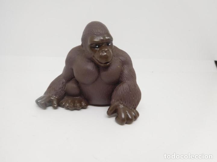 Figuras de goma y PVC: M69 Figura en pl&aacute;stico de gorila - Foto 1