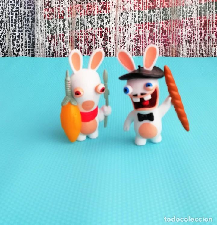 Figuras de goma y PVC: CONEJITOS DE DISE&Ntilde;O DE SERIES DE COLECCI&Oacute;N - Foto 1