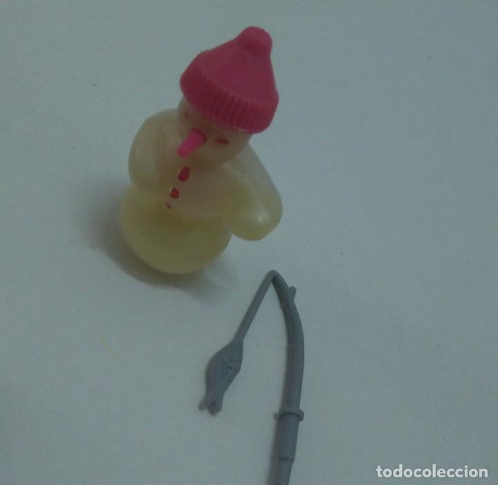 Figurines en Caoutchouc et PVC: kinder esquimales ferrero mu&ntilde;eco nieve mini figura nieve ca&ntilde;a pescar pesca pez