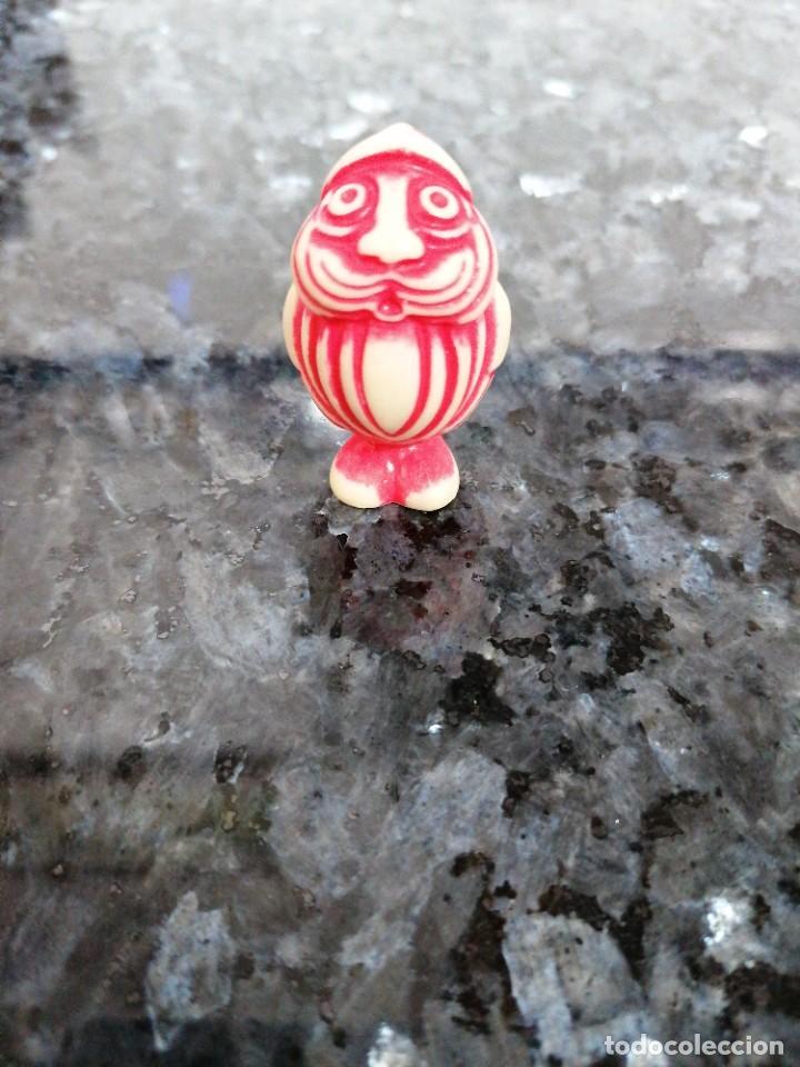 Figuras de goma Kinder: C 15 - Totem Kinder. - Foto 1