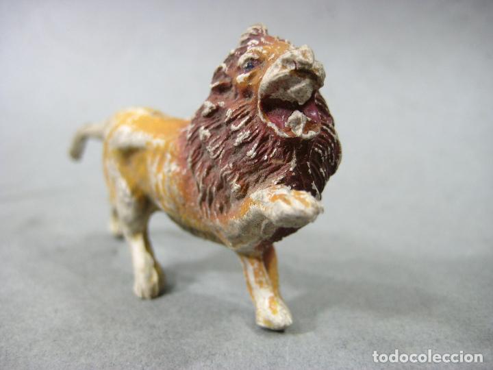 Figuras de goma y PVC: LEON. ANIMALES DE GOMA DE 60 MM DE LA MARCA PECH. - Foto 3