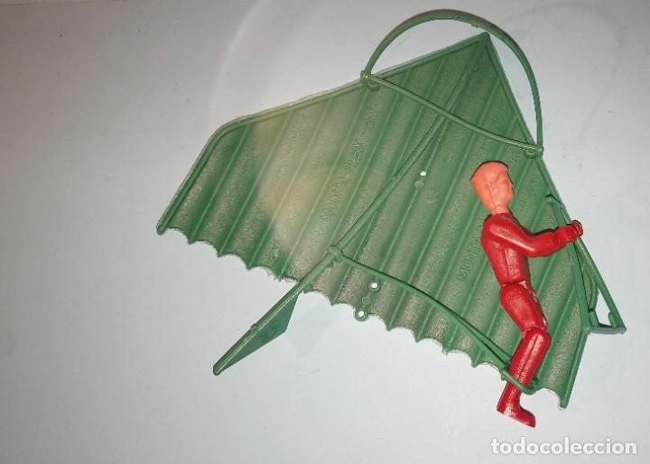 Figuras de goma y PVC: MONTAPLEX PARAPENTE - PLEX - Foto 1