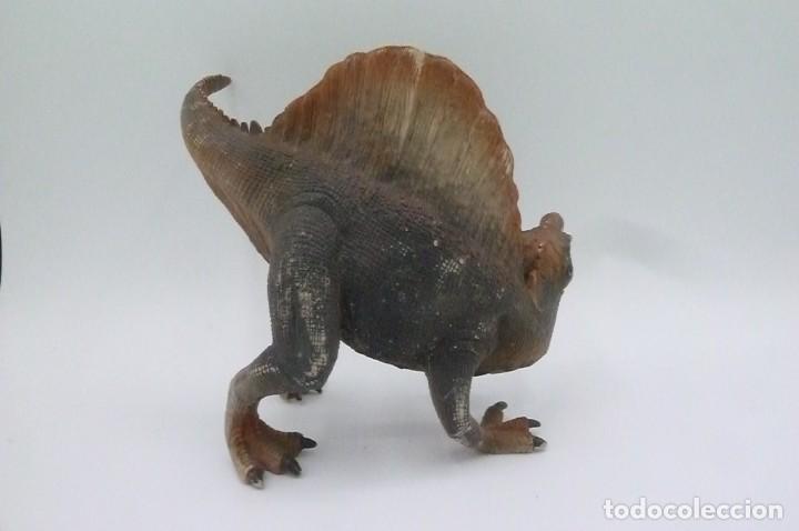Figuras de goma y PVC: Spinosaurus Schleich 2014 - Foto 3