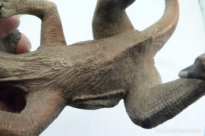 Figuras de goma y PVC: Spinosaurus Schleich 2014 - Foto 5