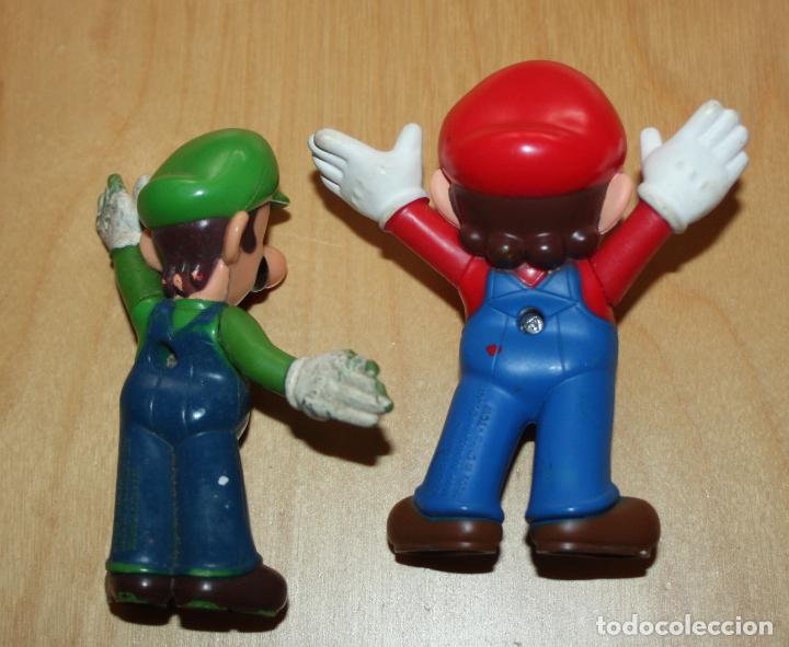 Figuras de goma y PVC: MARIO (9 cm.) y LUIGI (9cm.). - Foto 2