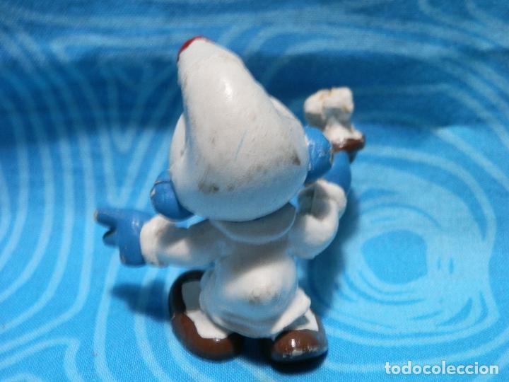 Figuras de goma y PVC: PITUFO EN PIJAMA CON VELA, PEYO - Foto 2