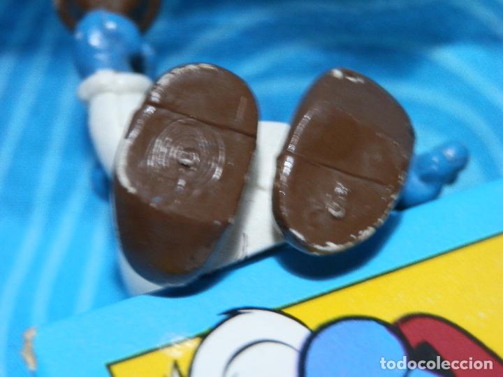 Figuras de goma y PVC: PITUFO EN PIJAMA CON VELA, PEYO - Foto 5