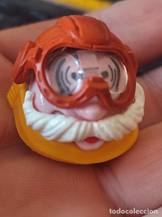 Kinder Figures: KINDER CHOCOLATE CABEZON RUEDAS FIGURA MONTABLE PL&Aacute;STICO K99 N113