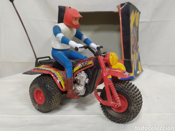 Figuras de goma y PVC: Tri Kawasaki de EGE - Foto 2