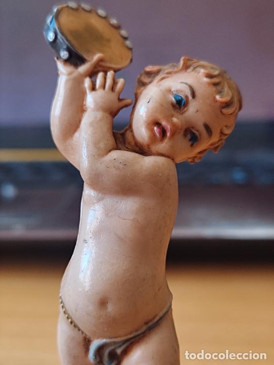 Rubber and PVC Figures: MUSICO FIGURA GOMA ANTIGUA PANDERETA PANDERO O SIMILAR 8CM ALTO ANTIGUO PINTADO A MANO PRECIOSO