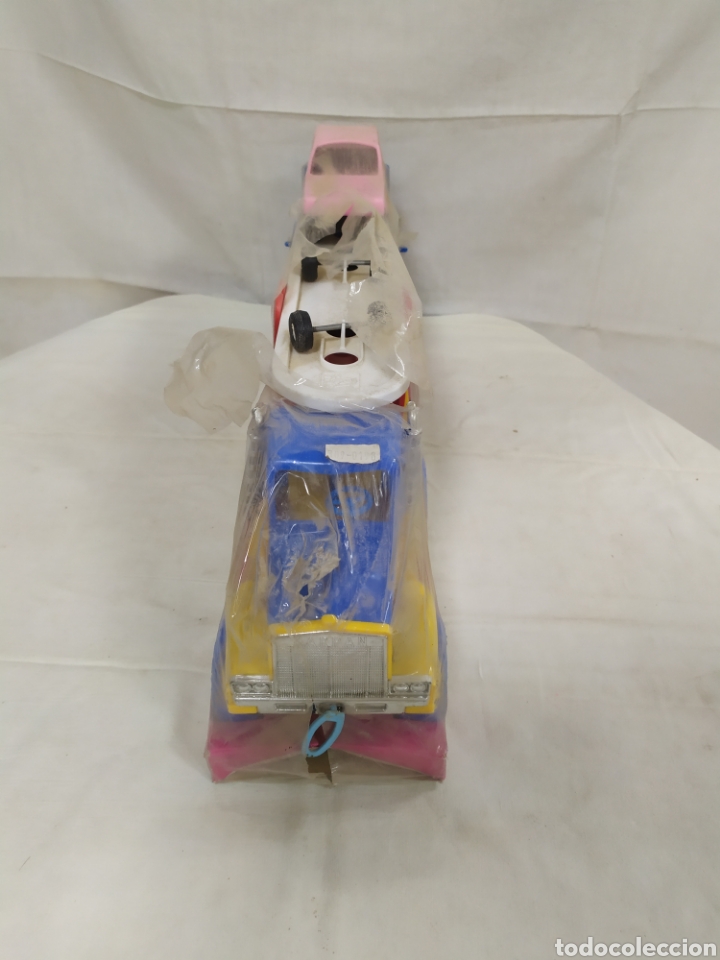 Figuras de goma y PVC: Trailer de Karpan - Foto 2