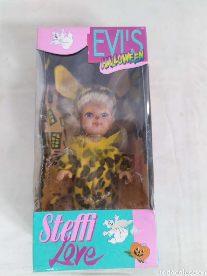 Figuras de goma y PVC: Steffi LOVE Evi,s hallowen - Foto 1