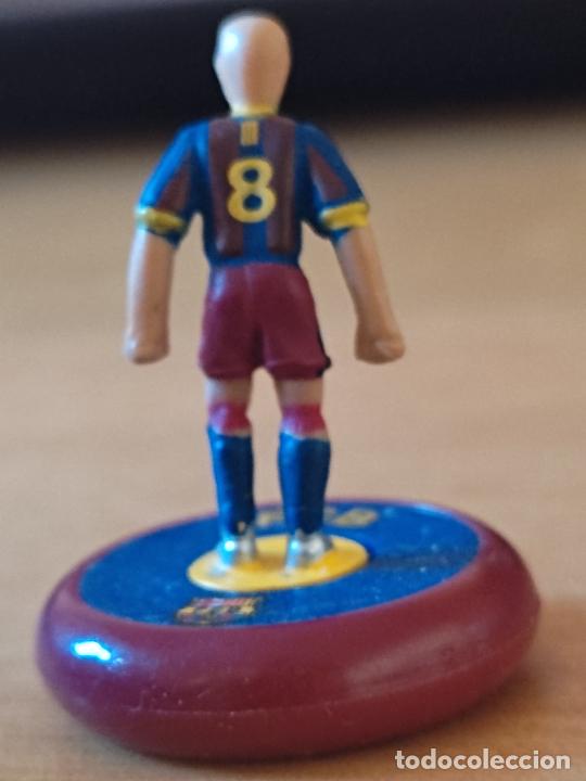 Figuras de Borracha e PVC: INAZUMA ELEVEN BARCELONA FCB FIGURA DORSAL 8 2,7 CM ALTO APROX GOMA Y PVC FUTBOL