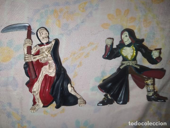 Figuras de goma y PVC: DOS FIGURAS DE LA MUERTE - Foto 1