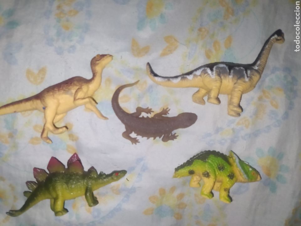 Figurines en Caoutchouc et PVC: Lote de dinosaurios