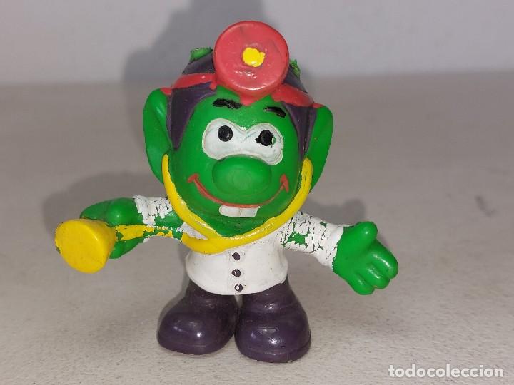 Figuras de Goma y PVC: ANTIGUA FIGURA DE GOMA DE LOS PITUFOS DEL ESPACIO - SNIKS - ASTRONIKS A&Ntilde;OS 80 SIN MARCAR .