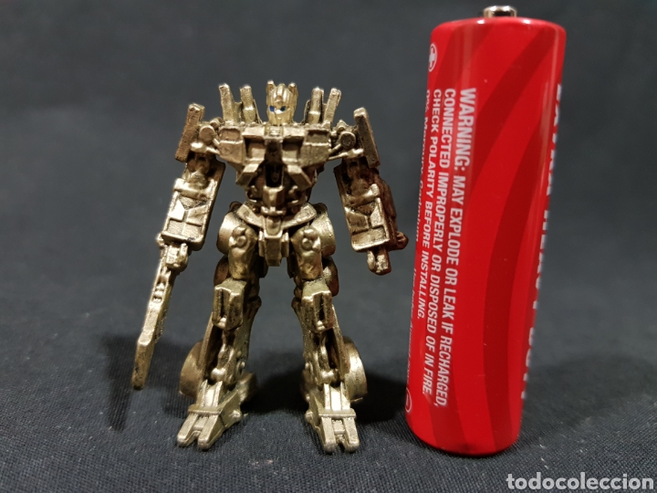 Figuras de goma y PVC: Figurita mini pl&aacute;stico Transformers - Foto 2