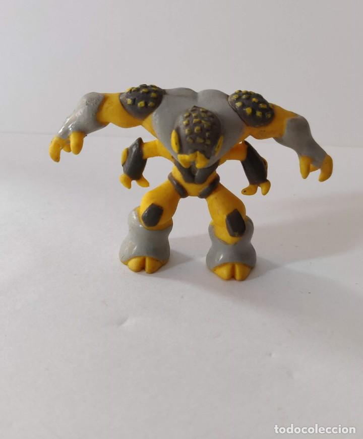 Figuras de goma y PVC: Mu&ntilde;eco Gormiti - Foto 1