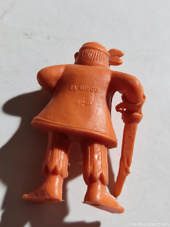 Figuras de goma y PVC: Figura pl&aacute;stico dunkin El Bisco - Foto 2