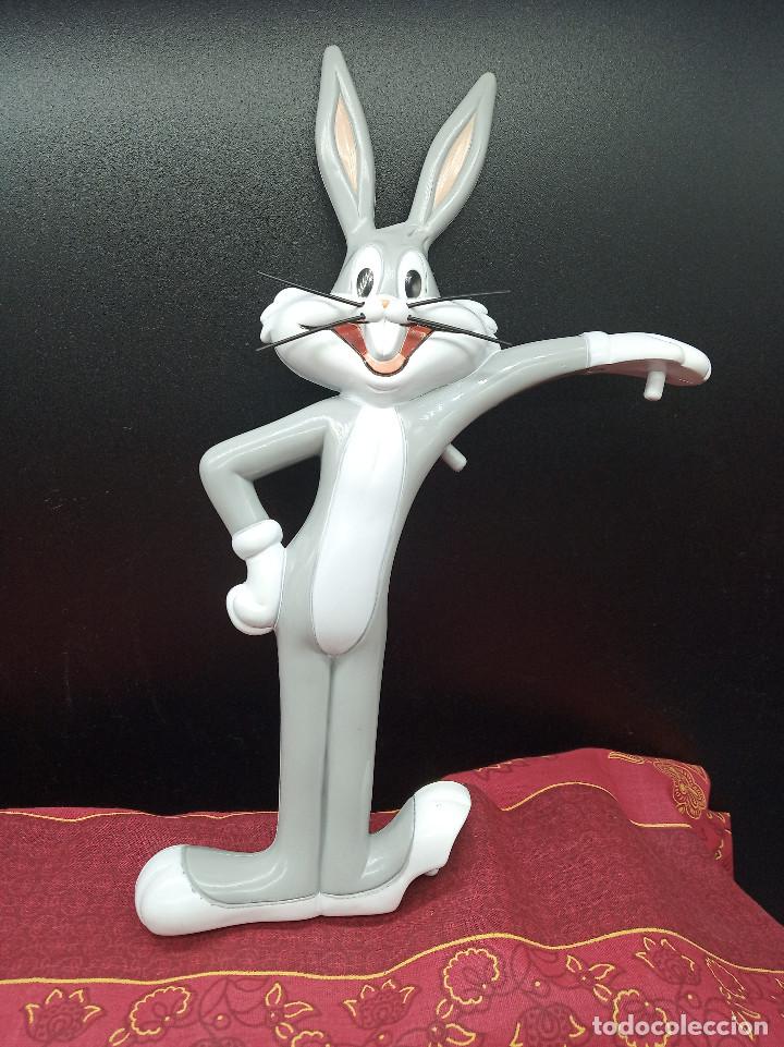 Figuras de goma y PVC: BUGS BUNNY . EL CONEJO DE LA SUERTE - Foto 1