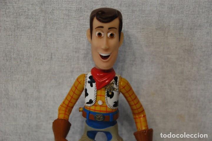 Figuras de goma y PVC: MU&Ntilde;ECO WOODY - Foto 1