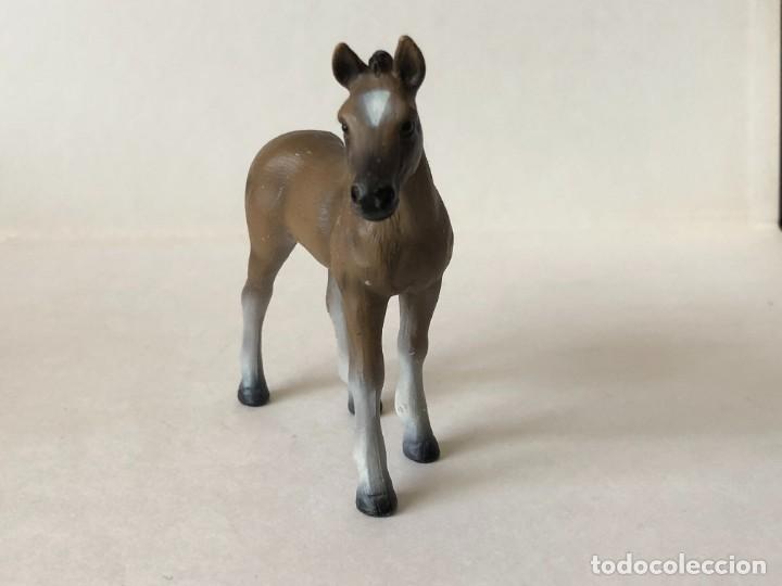 Figuras de goma y PVC: FIGURA POTRO SCHLEICH 2003 - Foto 3