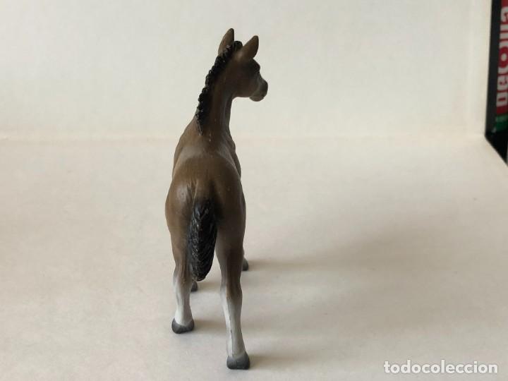 Figuras de goma y PVC: FIGURA POTRO SCHLEICH 2003 - Foto 4