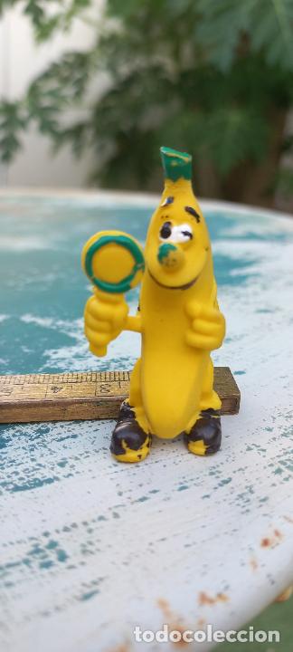 Figuras de Borracha e PVC: LOS FRUITIS MOCHILO, FIGURA DE GOMA. PLATANO. ANTONI D&acute;OCON. FRUITTIS DE COMIC O DIBUJOS ANIMADOS