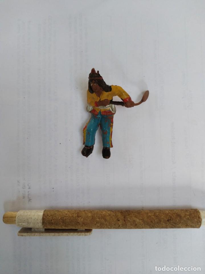Figuras de goma y PVC: Indio sentado remando - Foto 1