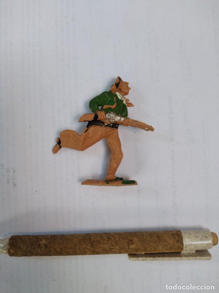 Figuras de goma y PVC: Vaquero reamsa - Foto 1