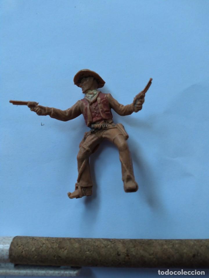 Figuras de goma y PVC: Vaquero de plastico - Foto 1