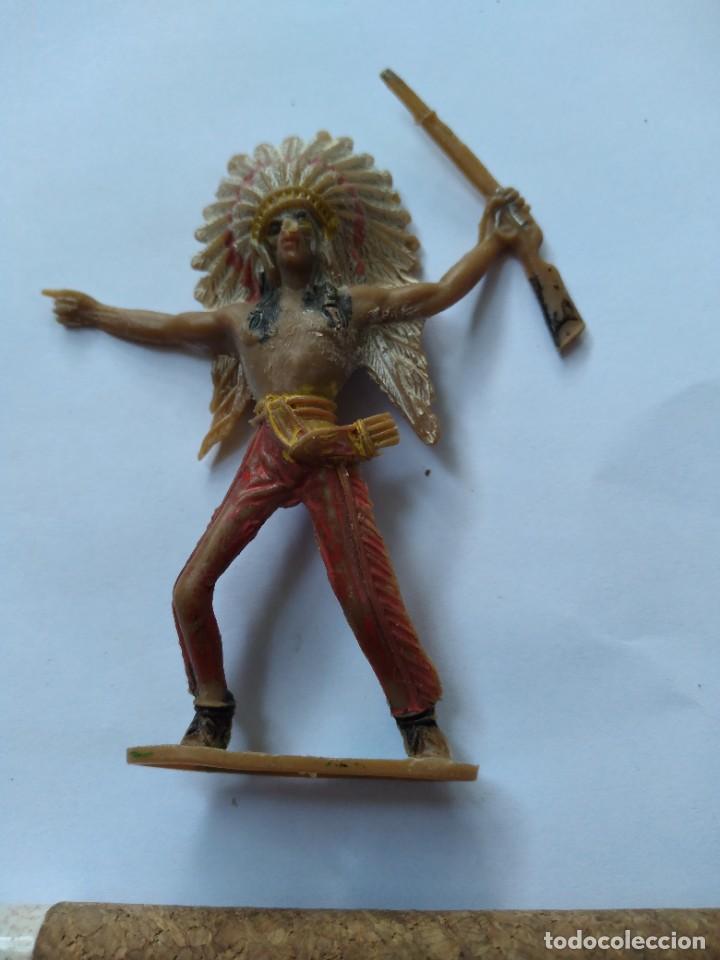 Figuras de goma y PVC: Indio americano de plastico comanci - Foto 1